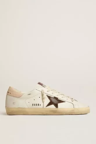Super-Star sneakers voor heren met bruine suède ster en roze hielstuk