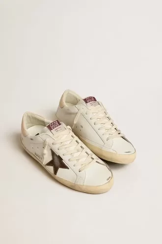 Super-Star sneakers voor heren met bruine suède ster en roze hielstuk