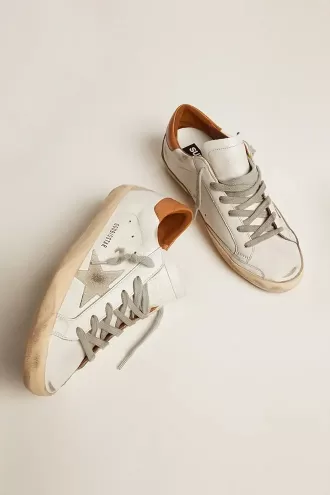 Super-Star sneakers voor heren met suède ster en bruine hielband