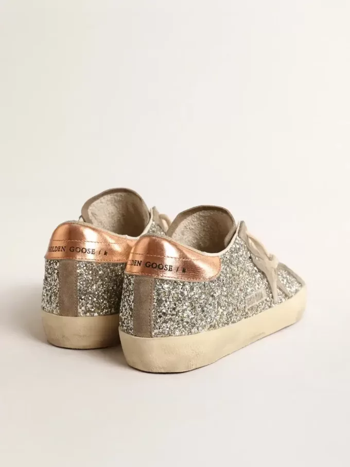 Super-Star voor dames in platina glitter met duifgrijze suède ster
