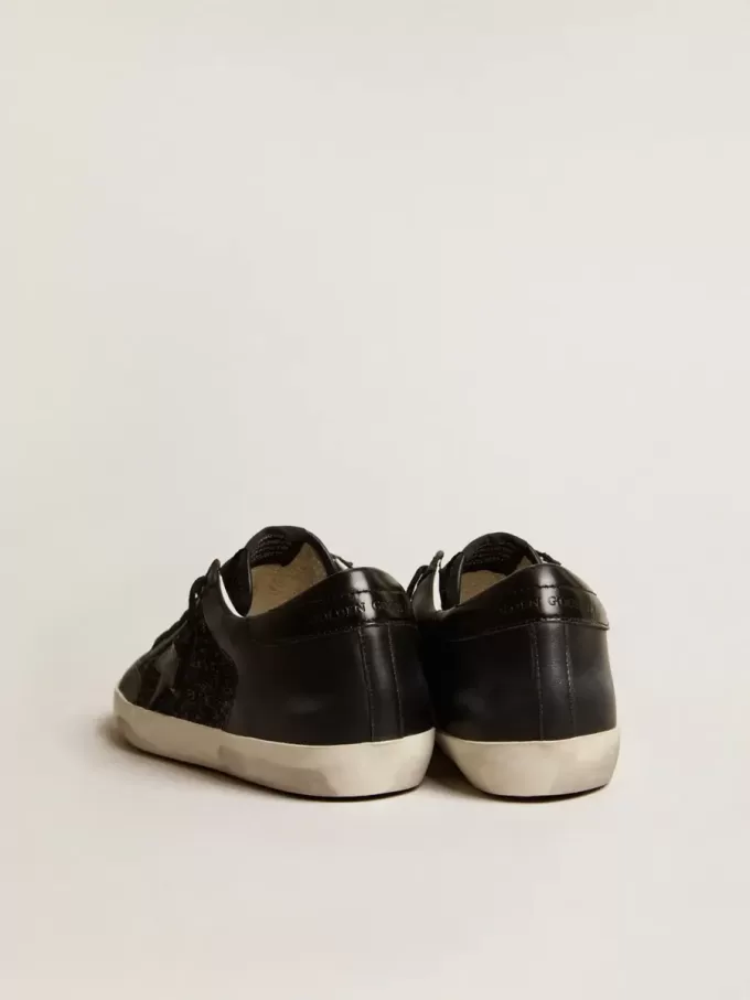 Super-Star voor dames in zwart nappa en glitter met glanzende zwarte leren ster