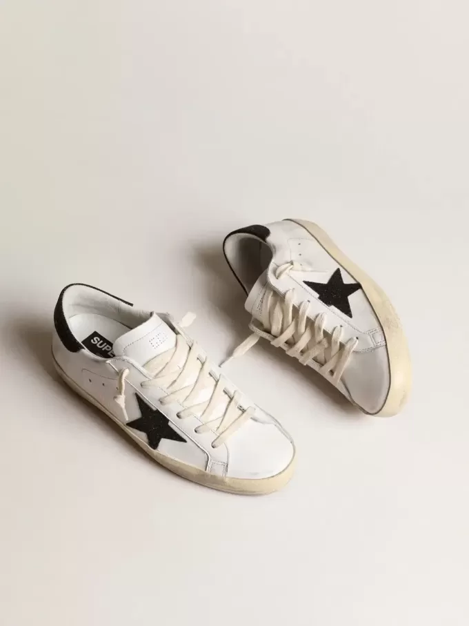 Super-Star voor dames met een zwarte Swarovski-kristallen ster en hielbandje