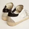 Super-Star voor dames met zwarte hielklep en metalen studs