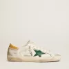 Super-Star voor heren met groene suède ster en gele haklip met krokodillenprint