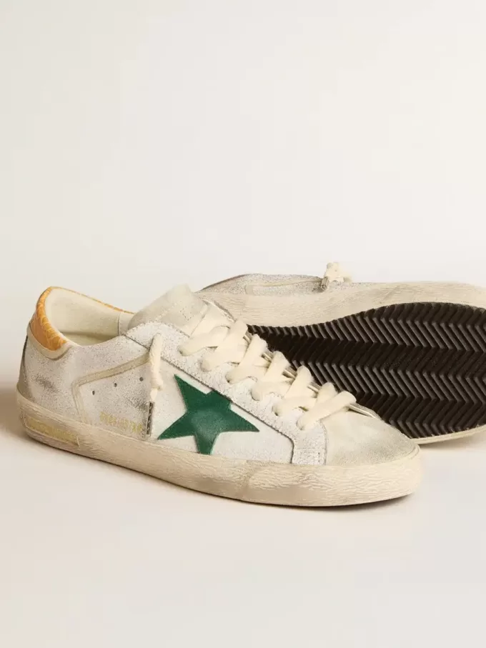 Super-Star voor heren met groene suède ster en gele haklip met krokodillenprint
