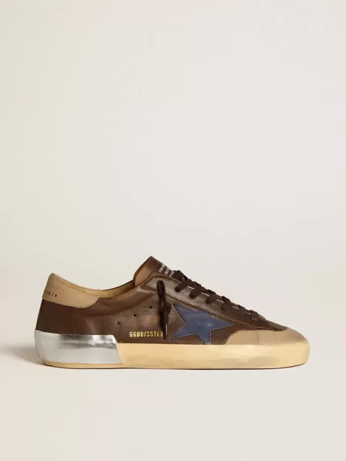 Super-Star voor heren van leer met blauwe leren ster en beige nubuck hielstuk