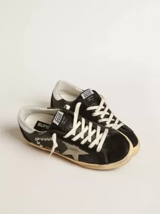 Superster voor dames in zwart leer en suède met zilveren studs