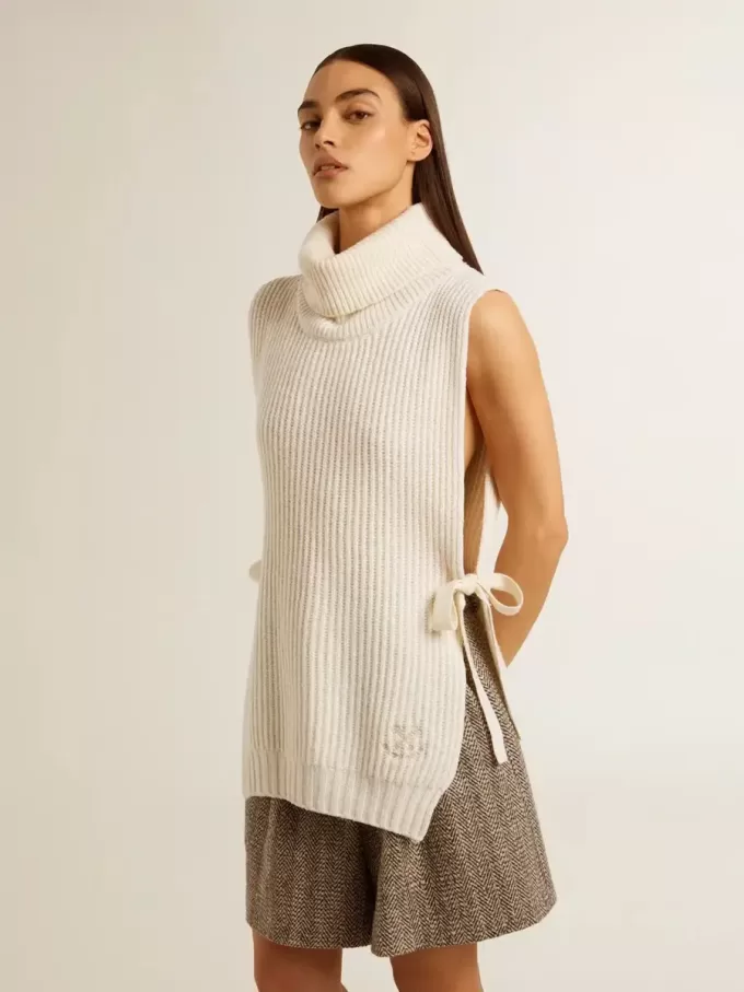 Unisex witte mouwloze trui met hoge kraag van geribde wol