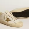 V-Star in wit leer met gouden metallic leren ster