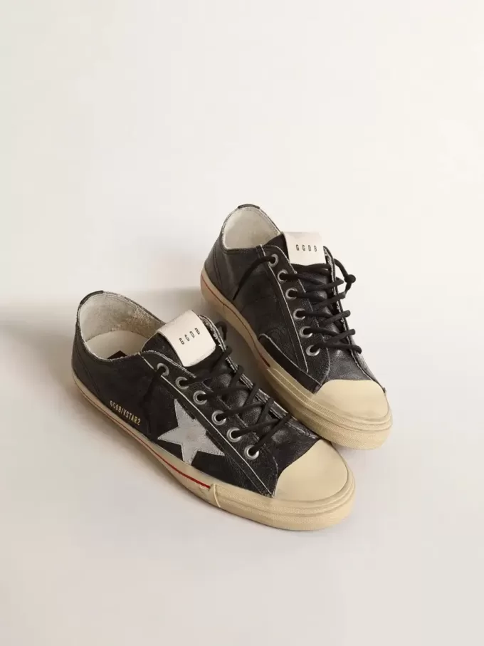 V-Star LTD in blauw leer met zilverkleurige metalen leren ster
