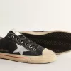 V-Star LTD in blauw leer met zilverkleurige metalen leren ster
