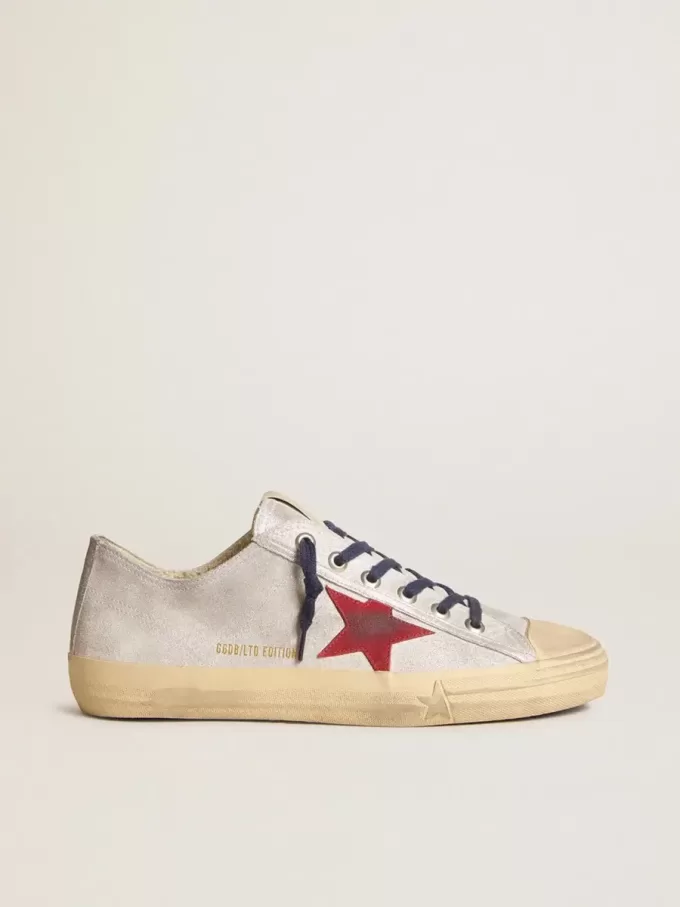 V-Star LTD voor heren in zilverkleurig metallic suède met rode suède ster