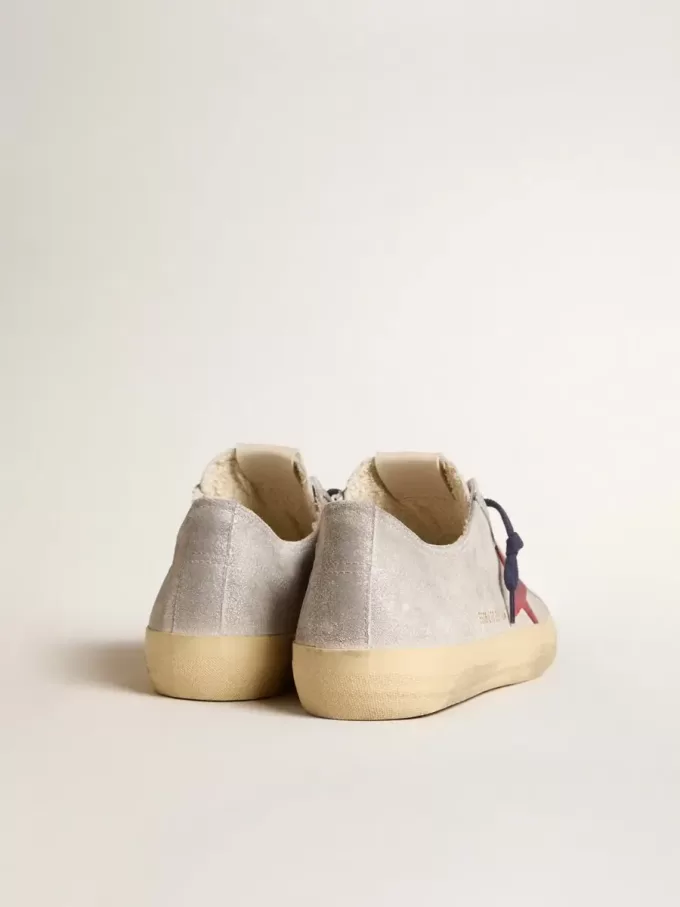 V-Star LTD voor heren in zilverkleurig metallic suède met rode suède ster