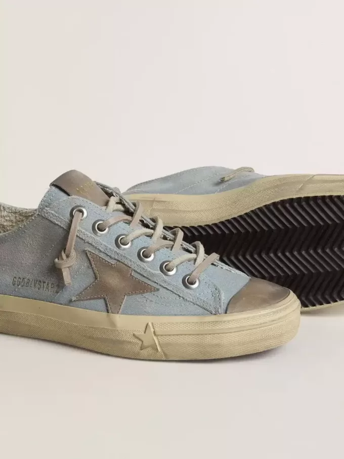 V-Star voor dames in lichtblauw canvas met duifgrijze leren ster