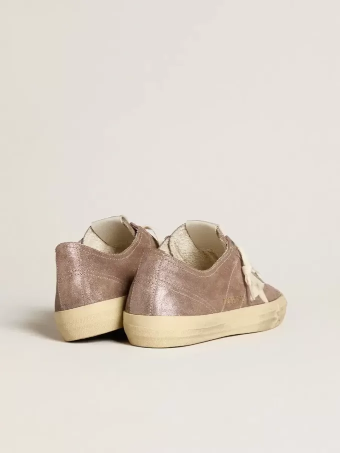 V-Star voor dames in lichtbruin metallic suède met crèmekleurige leren ster