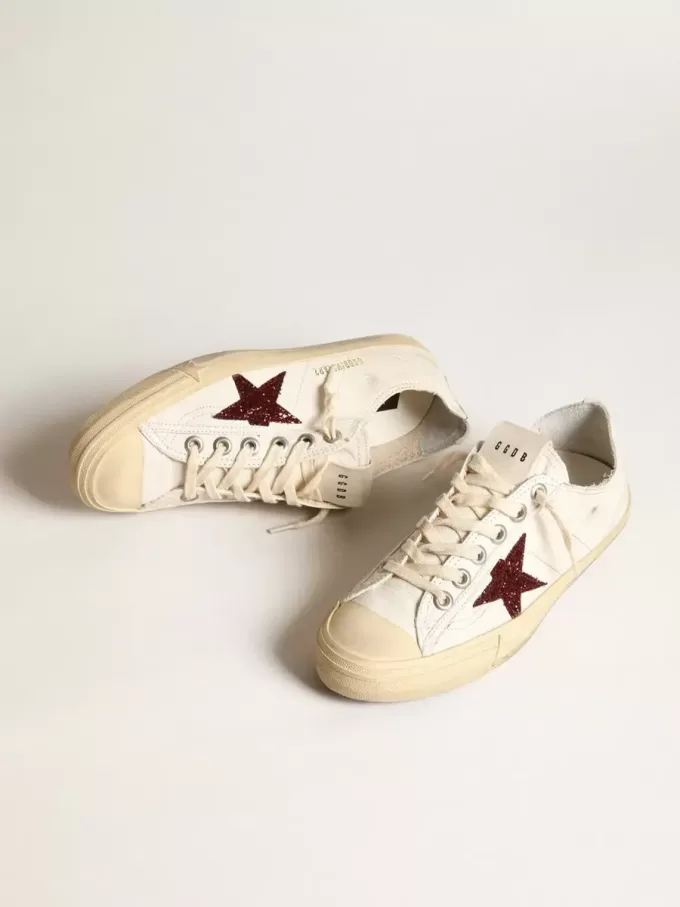 V-Star voor dames in wit nappa met rode glitterster