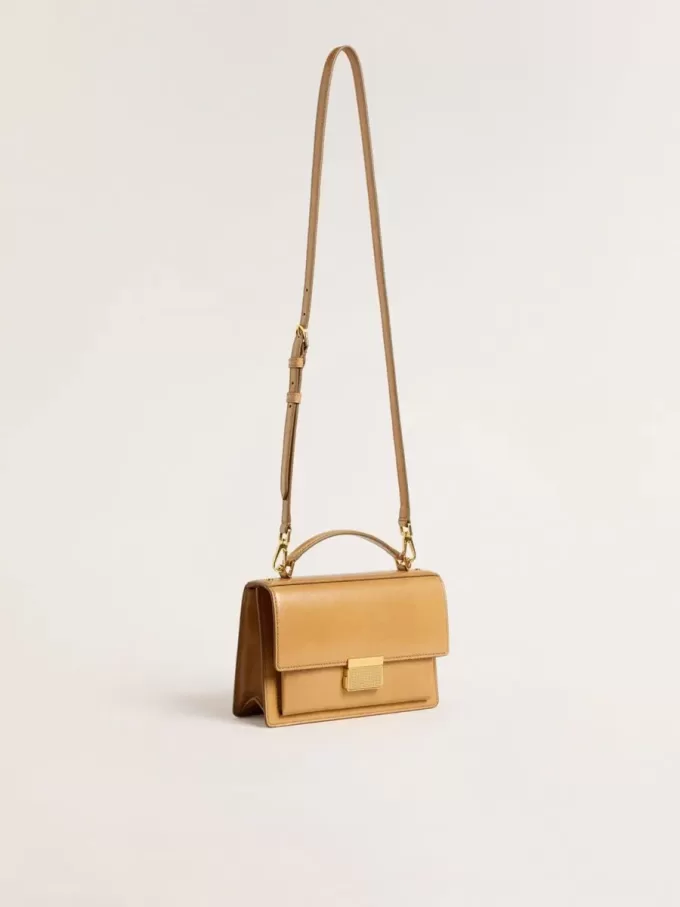 Venezia-tas in okergeel reliëfleer met gouden details