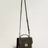 Venezia-tas in zwart distressed leer met gouden details