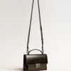 Venezia-tas in zwart metallic leer met zwarte details