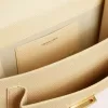Venezia-tas van beige leer met pythonprint en gouden details