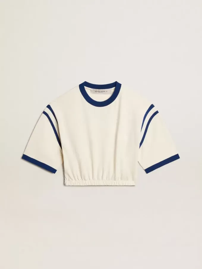 Verouderd wit katoenen cropped T-shirt met tekst op de achterkant