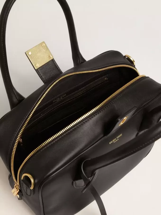 Vita-tas van glad zwart leer met gouden details