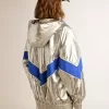 Windjack voor dames van zilverkleurig technisch materiaal