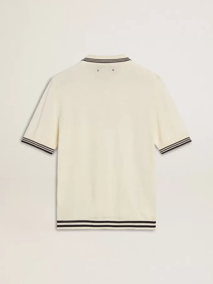 Wit gebreid poloshirt voor heren met blauwe boord