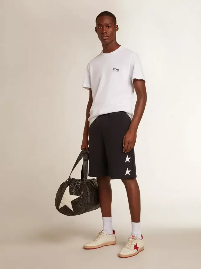 Wit heren-T-shirt met donkerblauwe ster op de rug