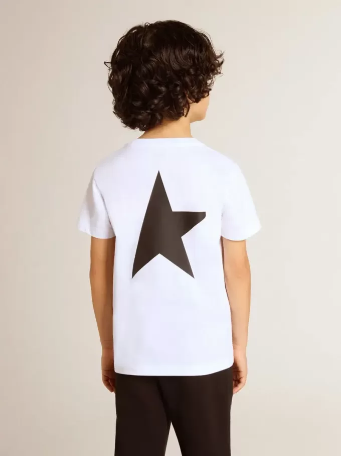 Wit T-shirt met contrasterend zwart logo en ster