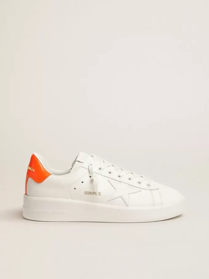 Witte Purestar sneakers met fluorescerende oranje hielband