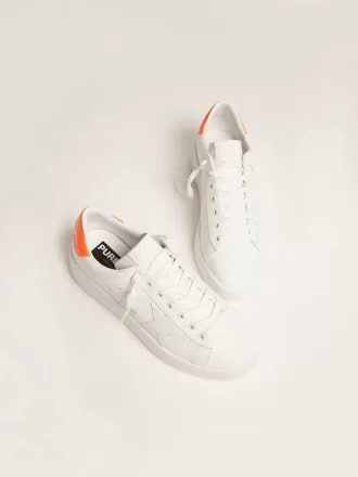 Witte Purestar sneakers met fluorescerende oranje hielband
