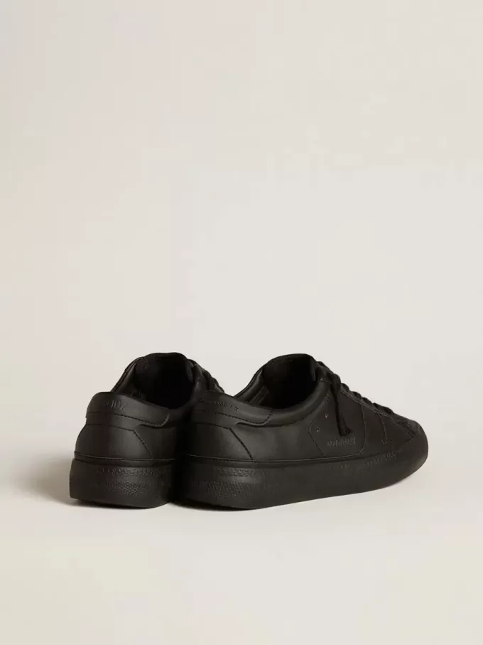 Yatay Model 1B duurzame sneakers met bio-based bovenwerk en zwarte Y