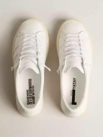 Yatay Model 1B duurzame sneakers met wit bio-based bovenwerk en witte Y