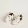 Young Ball Star in paars glitter met witte leren ster en hielstuk