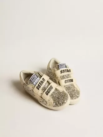 Young Old School in platina glitter met leren ster en hielstuk