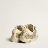 Young Old School in platina glitter met leren ster en hielstuk