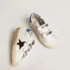 Young Old School met zwarte slangenprint leren ster en blauwe hiel