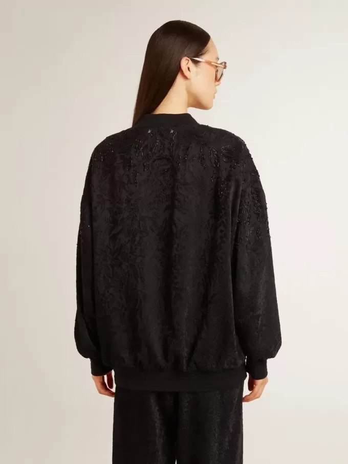 Zwart damesvest met ton-sur-ton toile de jouy-kralenborduursel