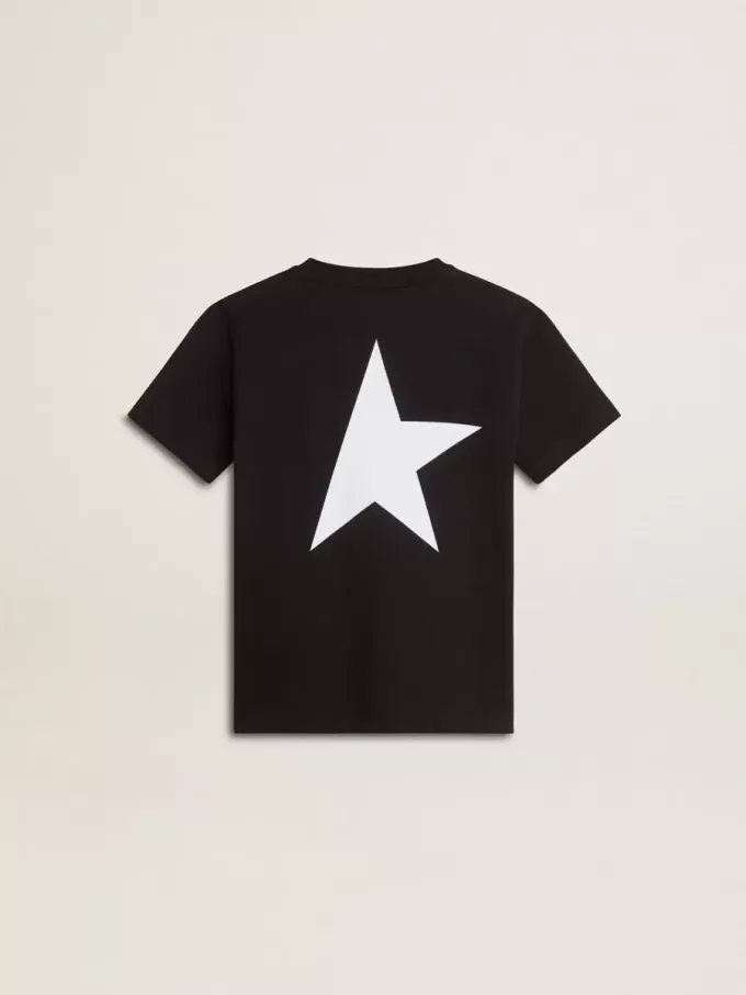 Zwart T-shirt met contrasterend wit logo op de voorkant en grote ster op de achterkant