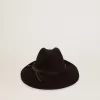 Zwarte hoed met leren band