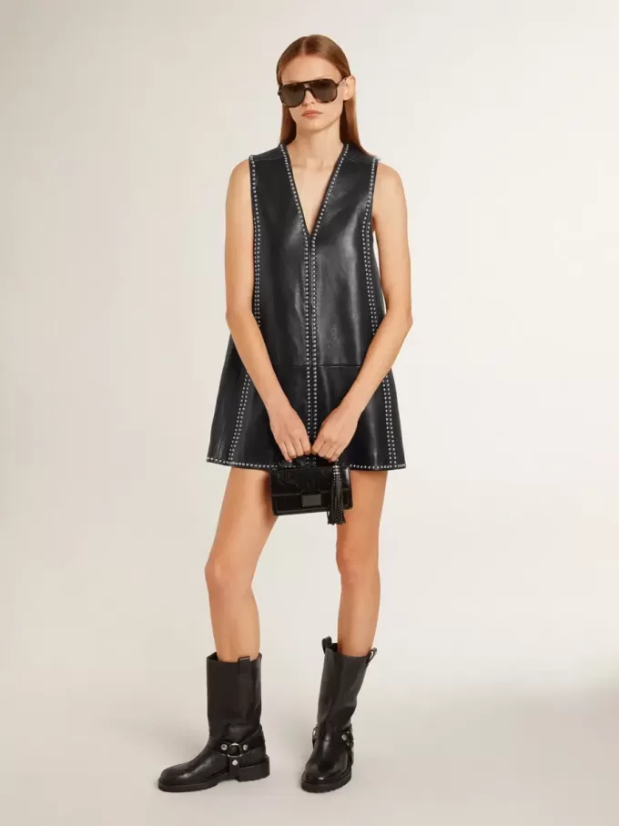 Zwarte nappa leren damesjurk met studs